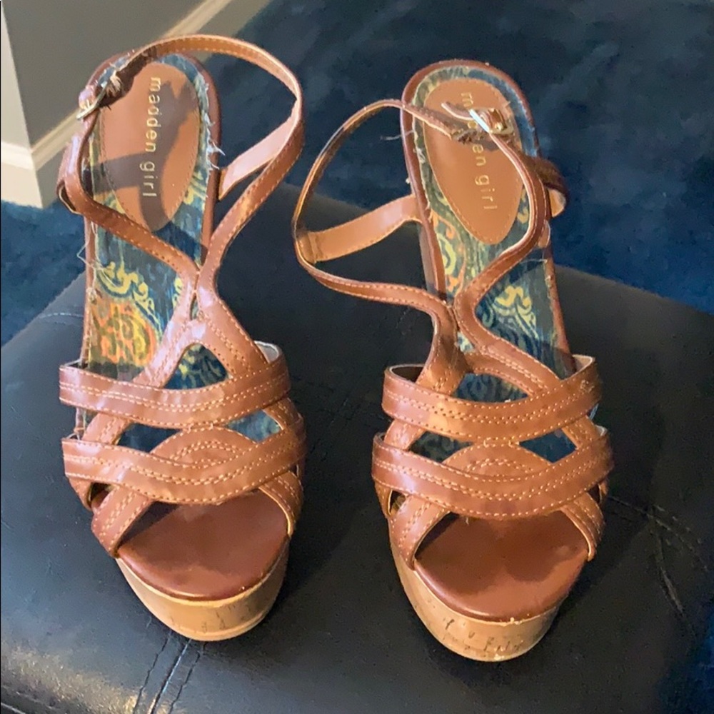 Brown wedges